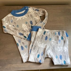 Cute winter jammies (boy or girl)